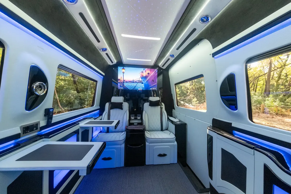 Wide Ultra Lux Sprinter passenger cabin